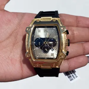 Men's 41mm Tonneau Watch – Quartz Movement Silicone Band with Date Display