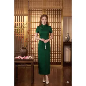 Emerald New Chinese Style Qipao - Neo-Oriental Maxi Dress with Bamboo Branch Detail & Mandarin Collar