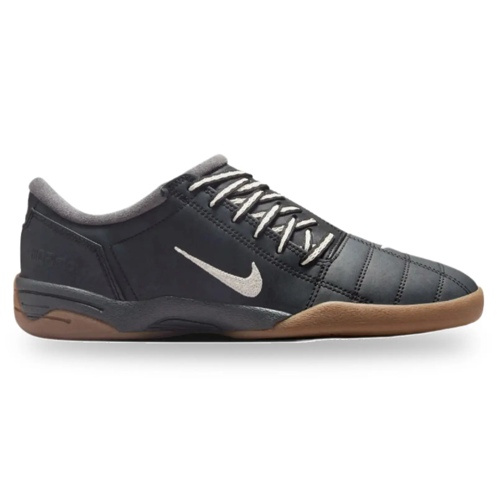 NIKE Total 90 3 SP Vintage Unisex Futsal Shoes, Sporty Lace-Up Indoor Soccer Trainers with Gum Sole in Charcoal Black, Sporty Soccer Shoes, Laces, Vintage Style, Indoor Futsal Sneaker, Football Fashion