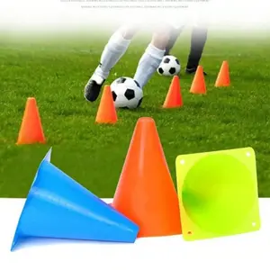 10-Pack Cone Bucket Signage Buckets Triangle Ice Cream Cones Roadblock Basketball Football Training Obstacle Cones Shape
