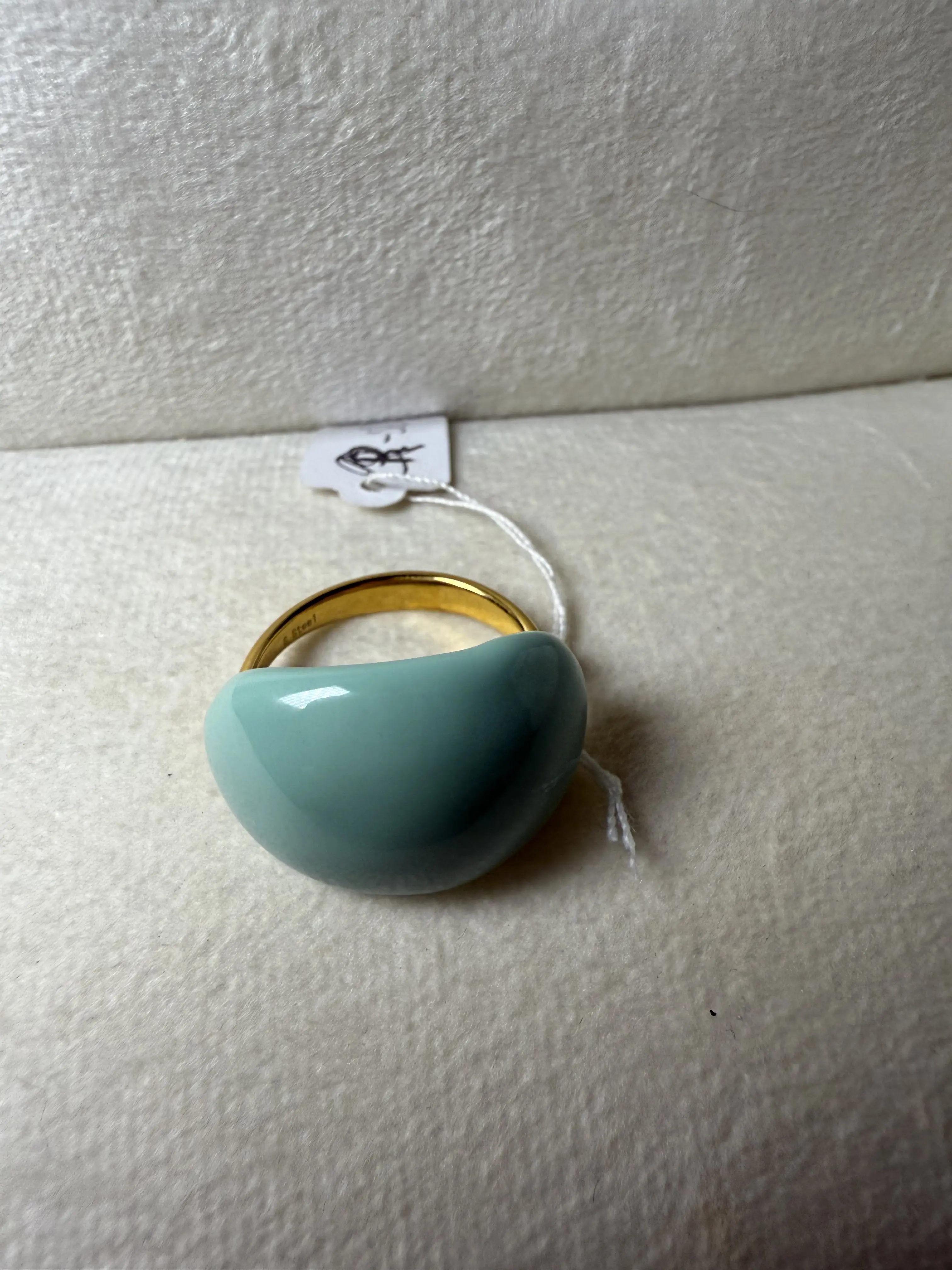 R58 – Bundle 3 items Gold jewelry!