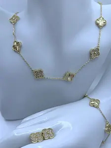 Elegant Manilla Chain & Heart Earrings Set Gold-Toned Jewelry for Women Stylish Versatile Accessory Perfect for Special Occasions