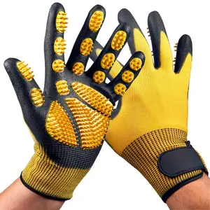 Pet Grooming and Bathing Gloves - Effective Pet Hair Remover for Cats, Dogs & Horses - Long & Short - Deshedding Gloves for Pets
