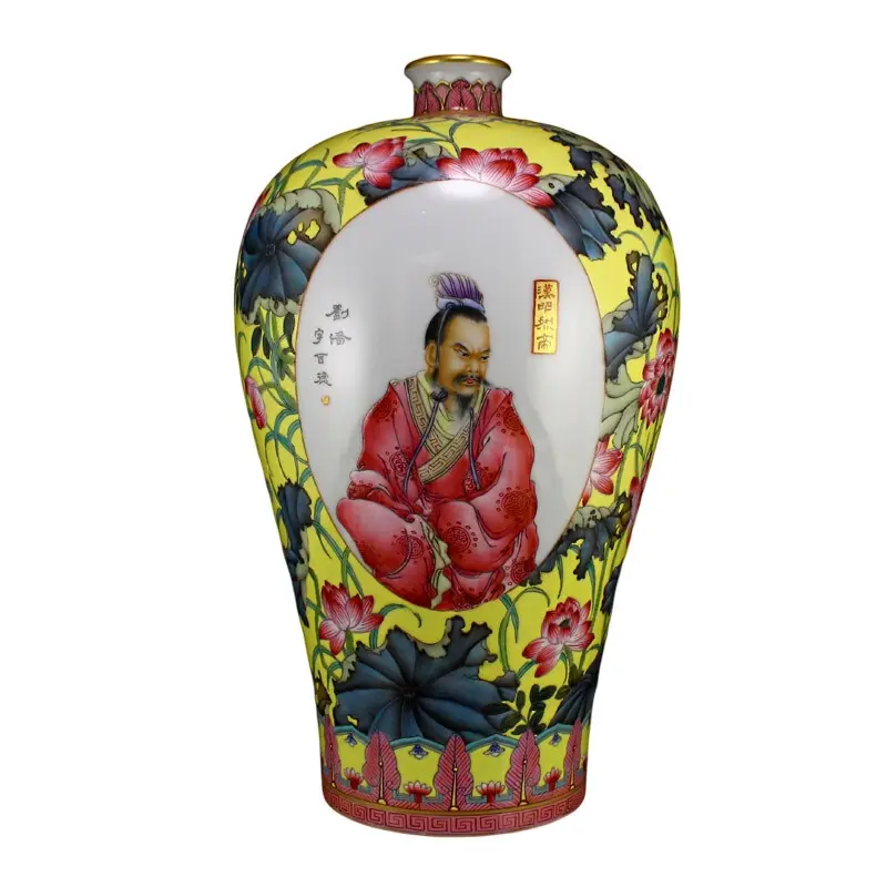 Chinese Qing Dynasty Gilt Edge Famille Rose Figure Porcelain Vase