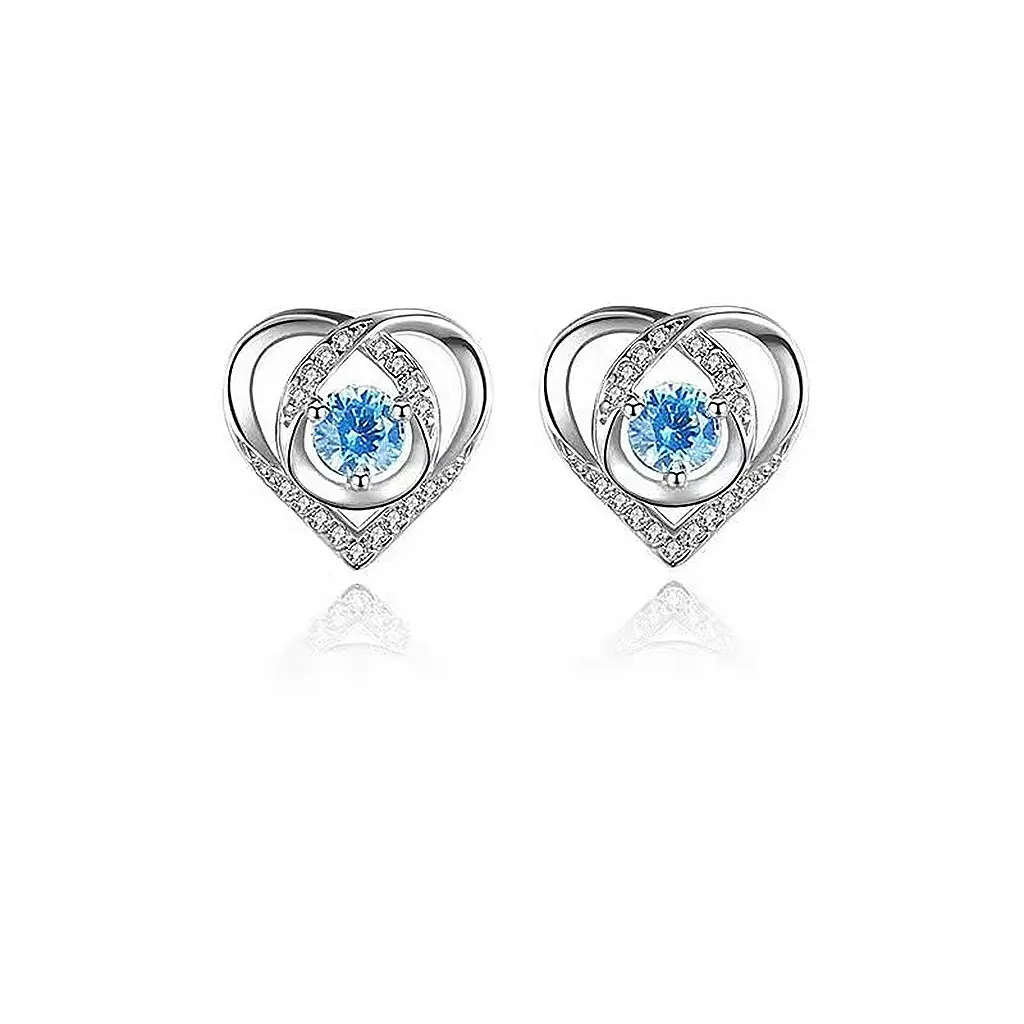 ED09 Dynamic Heart shaped Earnail Blue D