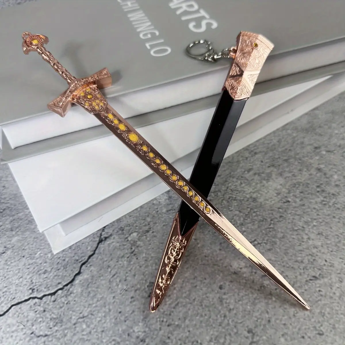21cm 6.3inch Mini Metal Katana Figurine Model Anime Steel Damascus Sword Small Ninja Knife Blade Real Size Japanese Katana Original Samurai Sabre Figure Model Gift