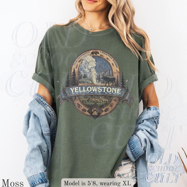Comfort Colors Yellowstone National Park Vintage 90s Stlye T-Shirt, Wildlife Graphic Tee with Elk Bear, 90s Hiking Nature Shirt