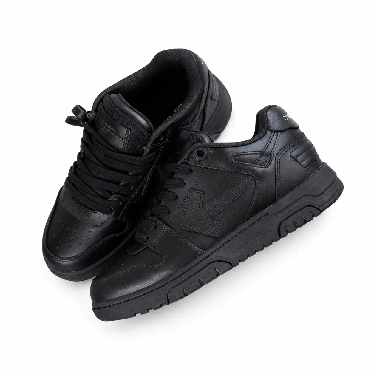 Black Shoes - Sneaker For Men Women Unisex Basic Style Classic