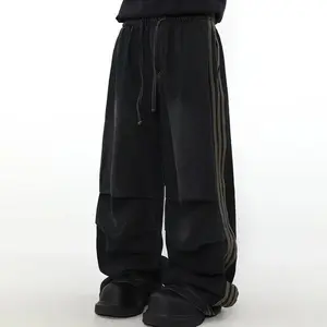 Jean-print sweatpants, 2025 fashion; elastic waist, striped pleat design; baggy wide-leg jeans/trousers for men and women; washed black.