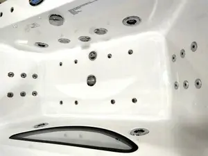 1-2 Person Whirlpool Jetted Tub