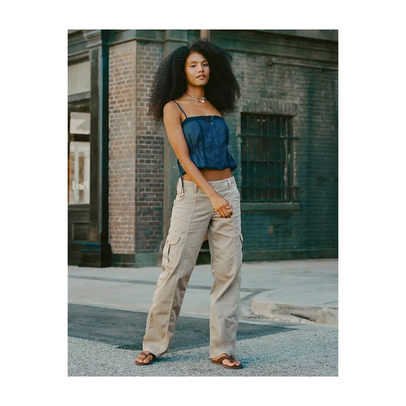 AE Low-Rise Cargo Pant