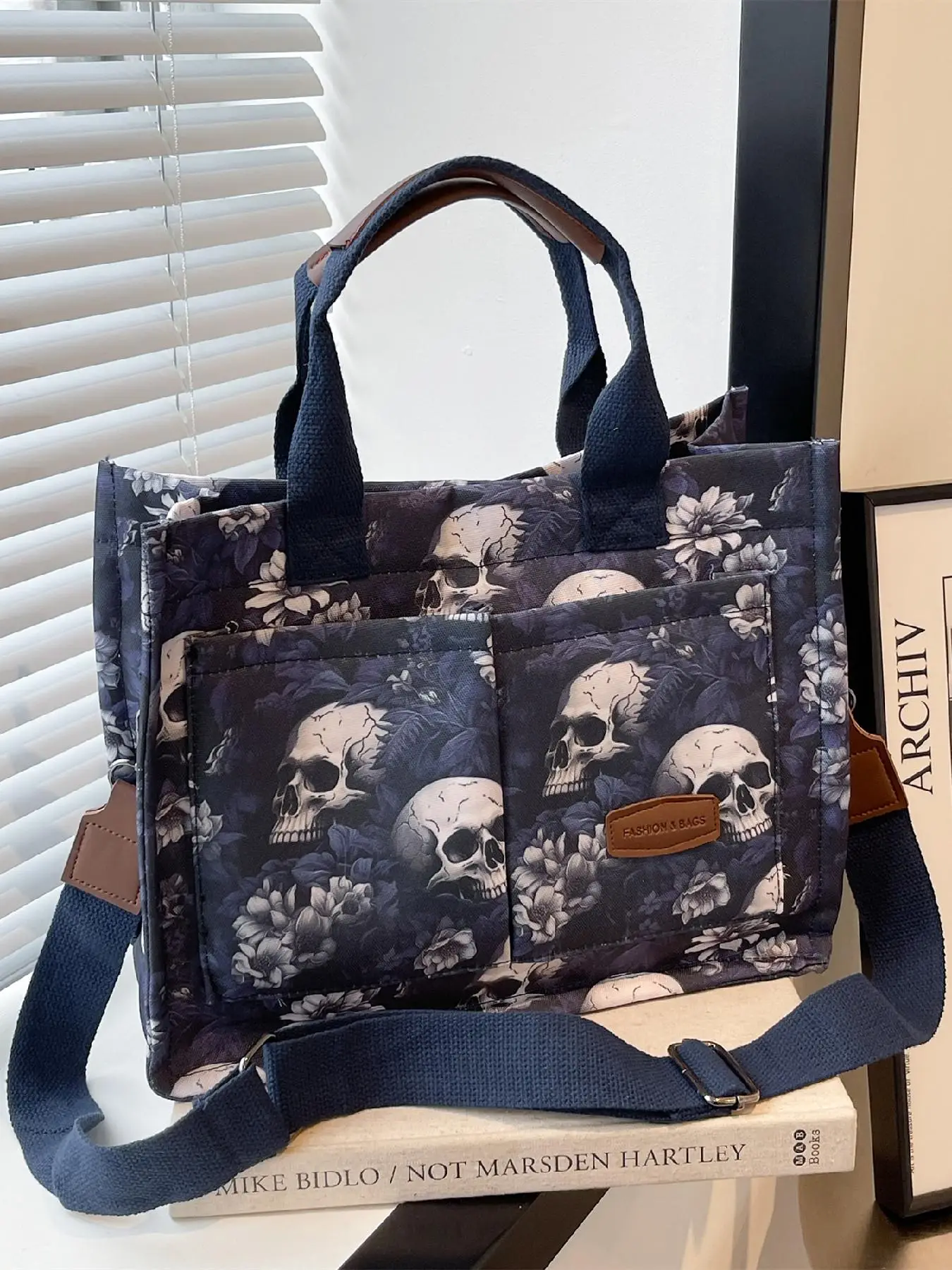 Women's Fashion Floral & Skull/butterfly Pattern Tote Bag As Gifts, Tote Bags for School, Multi-pockets Large Capacity Shoulder Bag for Women, Trendy