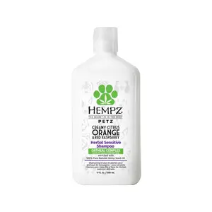 Petz Creamy Citrus Orange & Red Raspberry Herbal Sensitive Shampoo with Calming Oatmeal