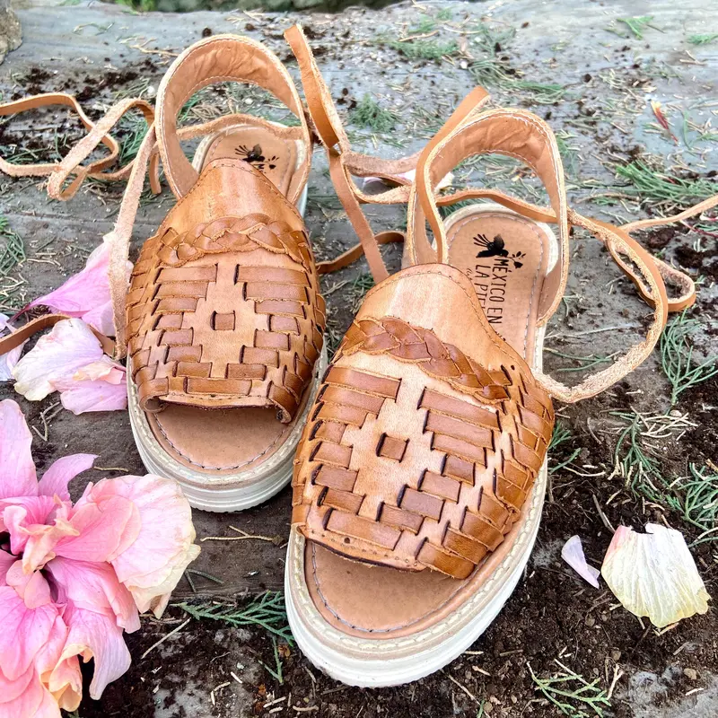 Lace up Leather Shoes. Open Toe Artisanal Huarache. Mexican Comfortable Sole Shoes. Cute Summer Sandals. Mexican Slip on Shoes