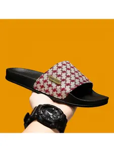 2026 Summer New Classic One-Strap Slippers for Couples, High-End Home and Outdoor Slippers, European and American Men's Style