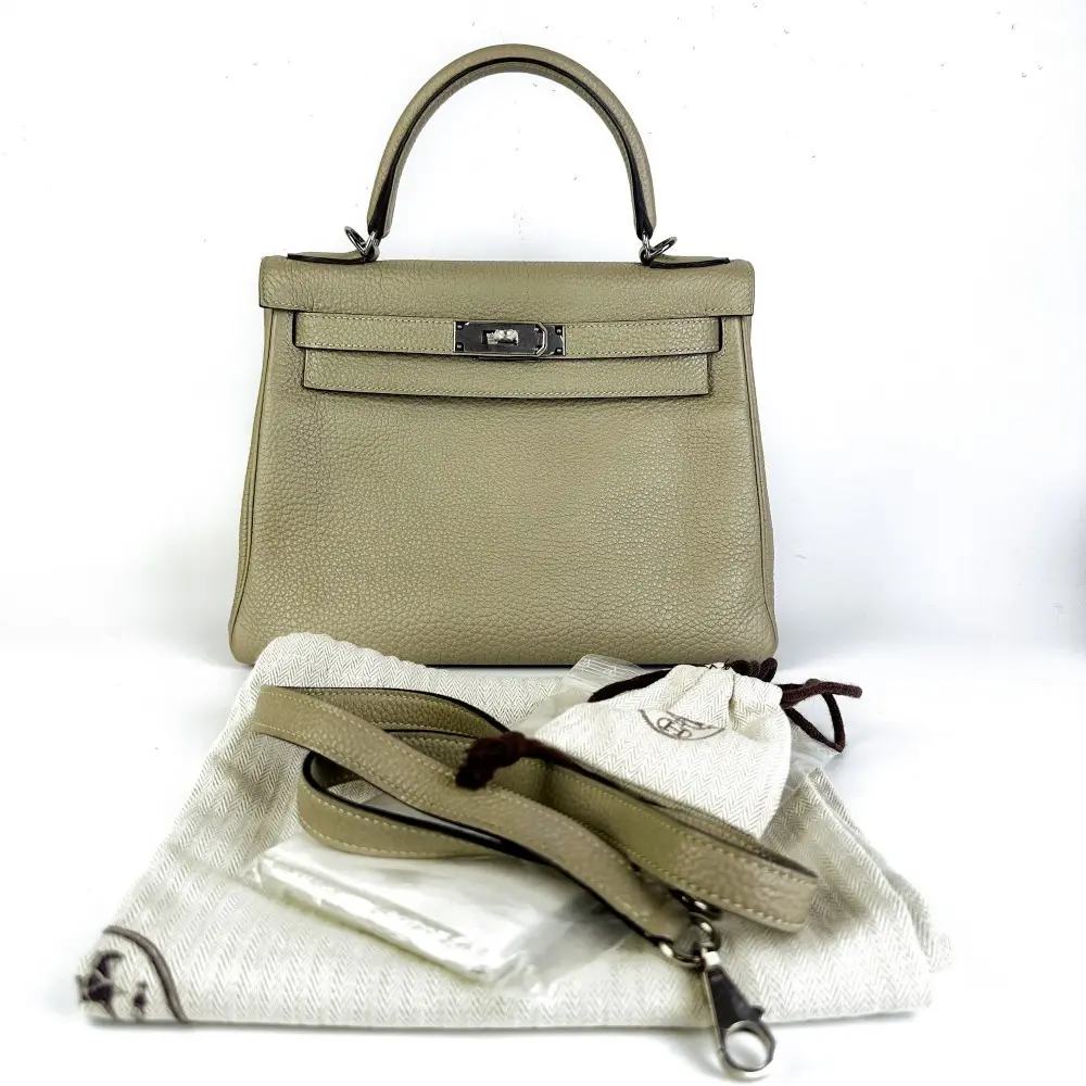 Pre-owned HERMÈS Kelly 28 Retourne in Trench Togo Leather with Palladium Hardware【1033】