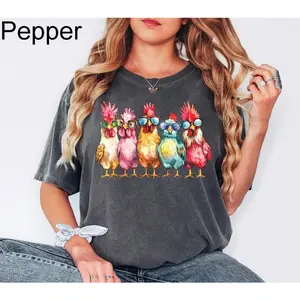 Women's Soft Breathable Short-Sleeve Casual Graphic T-Shirt, Funny Chicken Tee for Farmers Who Love Chickens, Animal-Themed Top