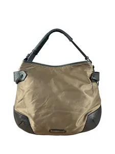 Pre-owned nylon Shoulder Bags Burberry Metallic Leather Hobo Shoulder Bag