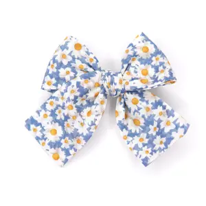Daisy - Petite Hair Bow