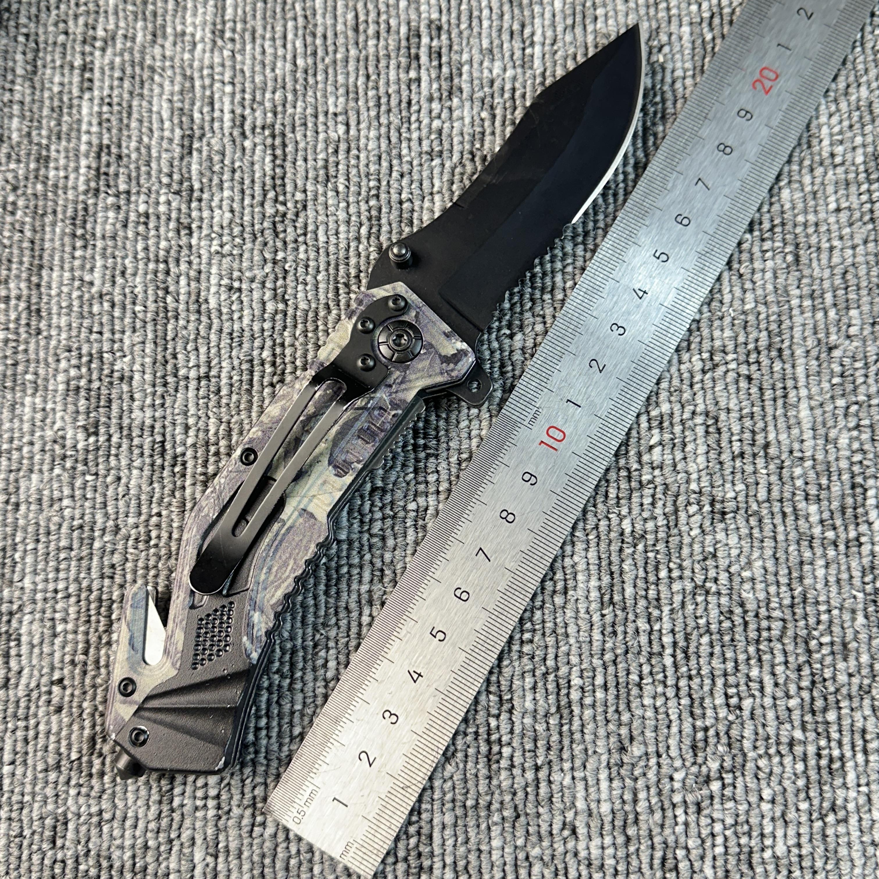 High Quality Camo Tactical Folding Knife with Serrated Blade for Outdoor Hunting Camping High Quality Camo Tactical Folding Knife with Serrated Blade for Outdoor Hunting Camping