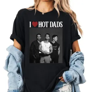 I Love Hot Dads Shirt, 20th Anniversary Tour 2025, Living The Dream Tour 2025 Tee, Fan Merchandise