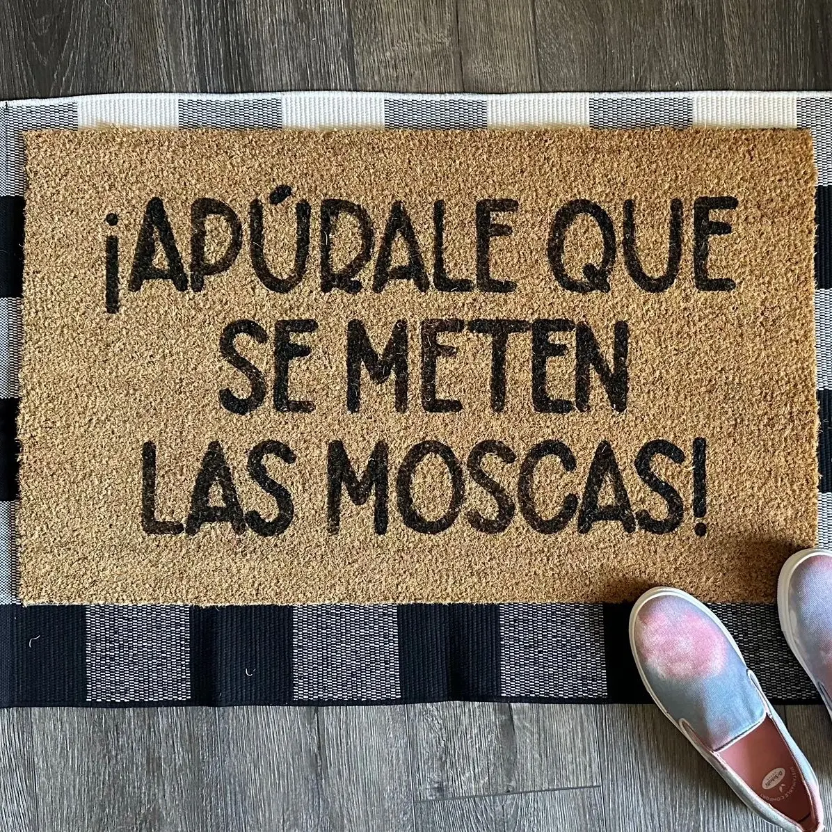 Doormat- ¡Apúrate que se meten las moscas! Doormat- ¡Apúrate que se meten las moscas!