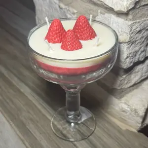 Strawberry margaritas candle