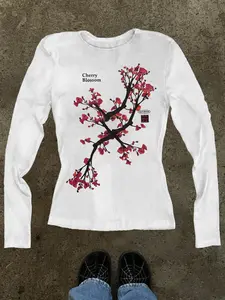 Women's summer gothic Edgy Graphic metallic print slim-fit long-sleeved top, gothic rock style, slim fit, suitable for Daily Wear, everyday casual sportswear/concert attire.