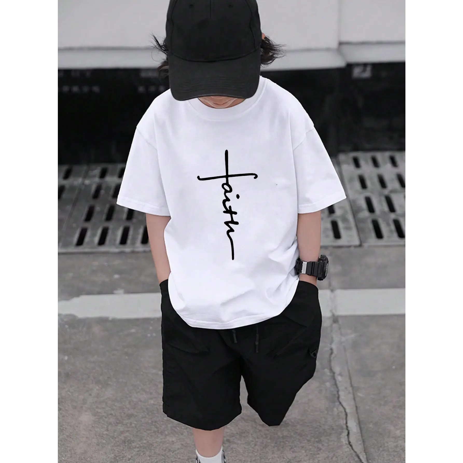 Boys' Graphic T-Shirt with "Faith" Print, Casual Fitted Short Sleeve Crew Neck Top in Beige Stretchy Polyester Blend for Summer Sports, Graphic Printed Tee
