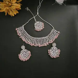 Beautiful Necklace Earrings and Tika Set for Women with Pink Accents and Elegant Design