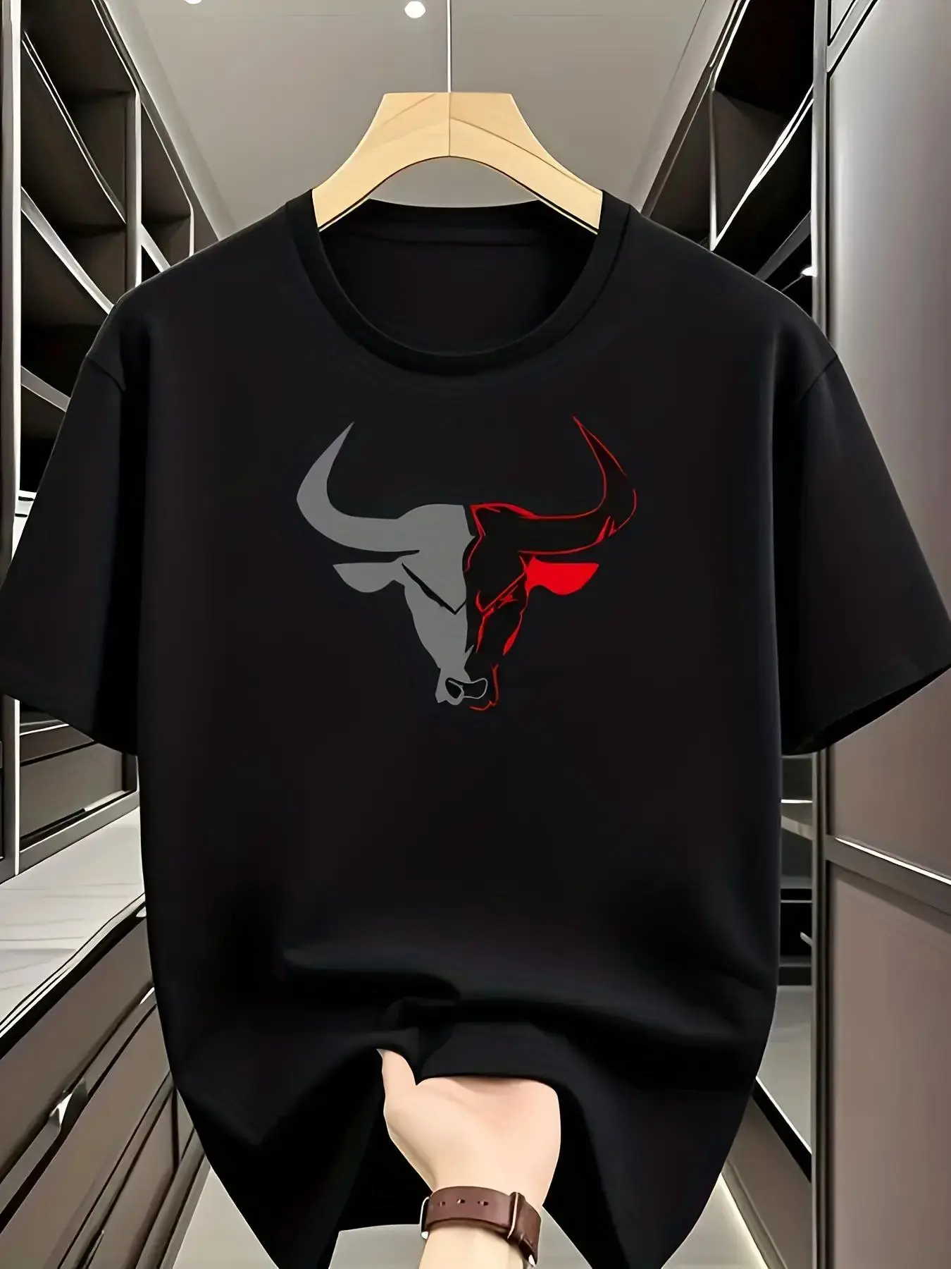 Men's Split Grey Red Bull Head Graphic T-Shirt Men Streetwear Casual Tee 🔥 Unisex Minimal Bull Print Top
