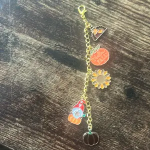 Charm Chain