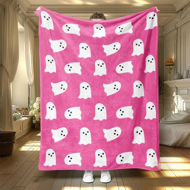 Ghost Flannel Throw Blanket - Cute Ghosts Print, Machine Washable, Kids Room Decor, Halloween-Porch Movie Night Use, Couch Sofa Accent, Pumpkin Fall Party Gift for Teens