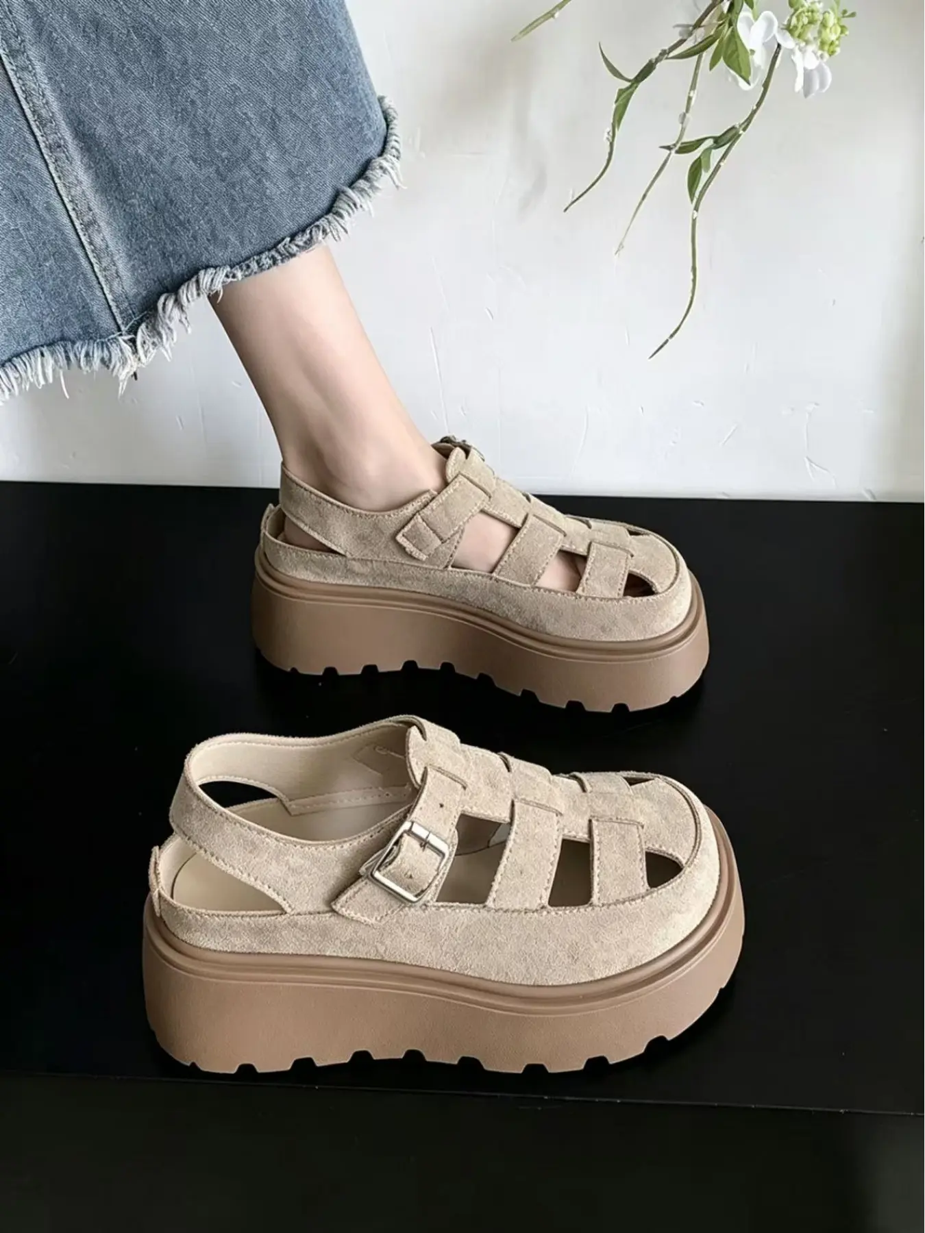 Retro Knit Platform Roman Sandals for Women, Hollowed-Out Breathable Back Straps, Heeled Platform Shoes, Versatile Summer Footwear