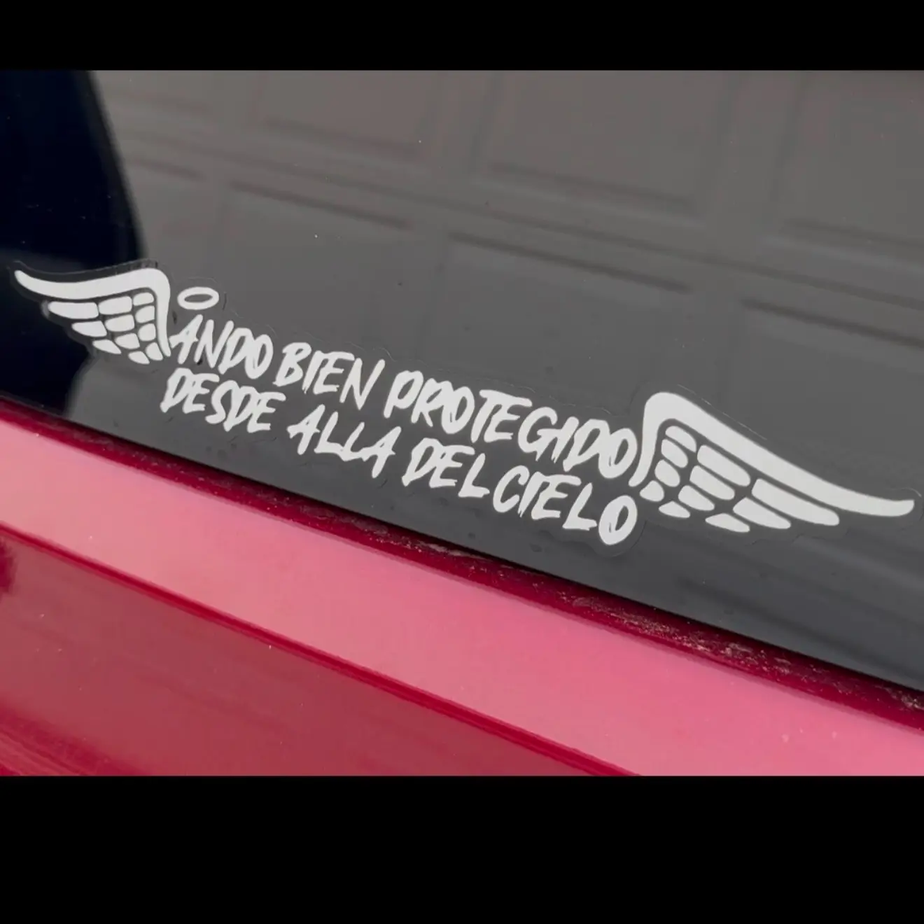 Ando Bien Protegido Desde Alla Del Cielo Window Vinyl Decal Sticker