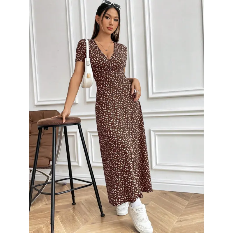 SHEIN MOOSTA Women's Fashionable Ditsy Floral V-Neck Short Sleeve Summer Dress Maxi Women Outfit