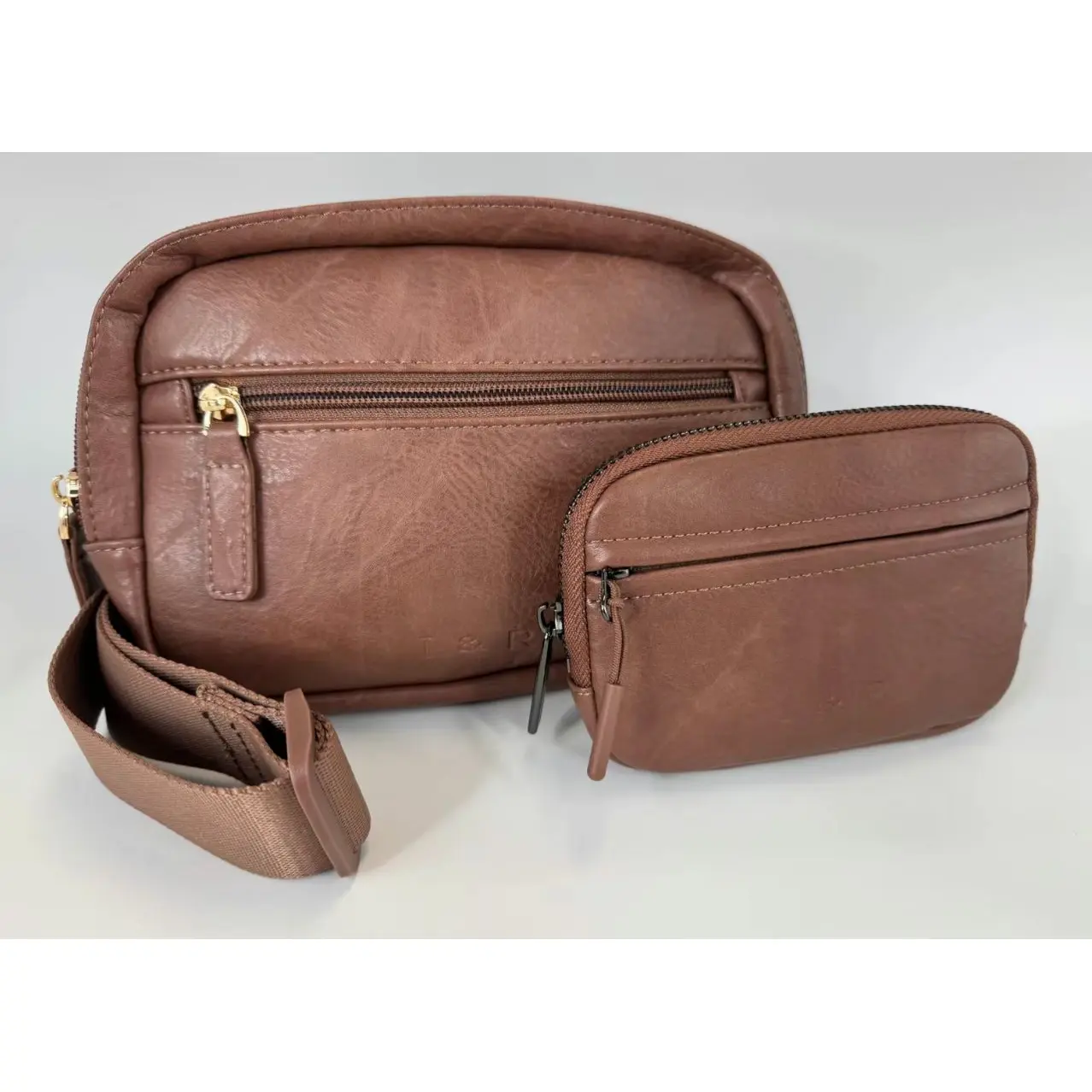 Brown bag + brown wallet