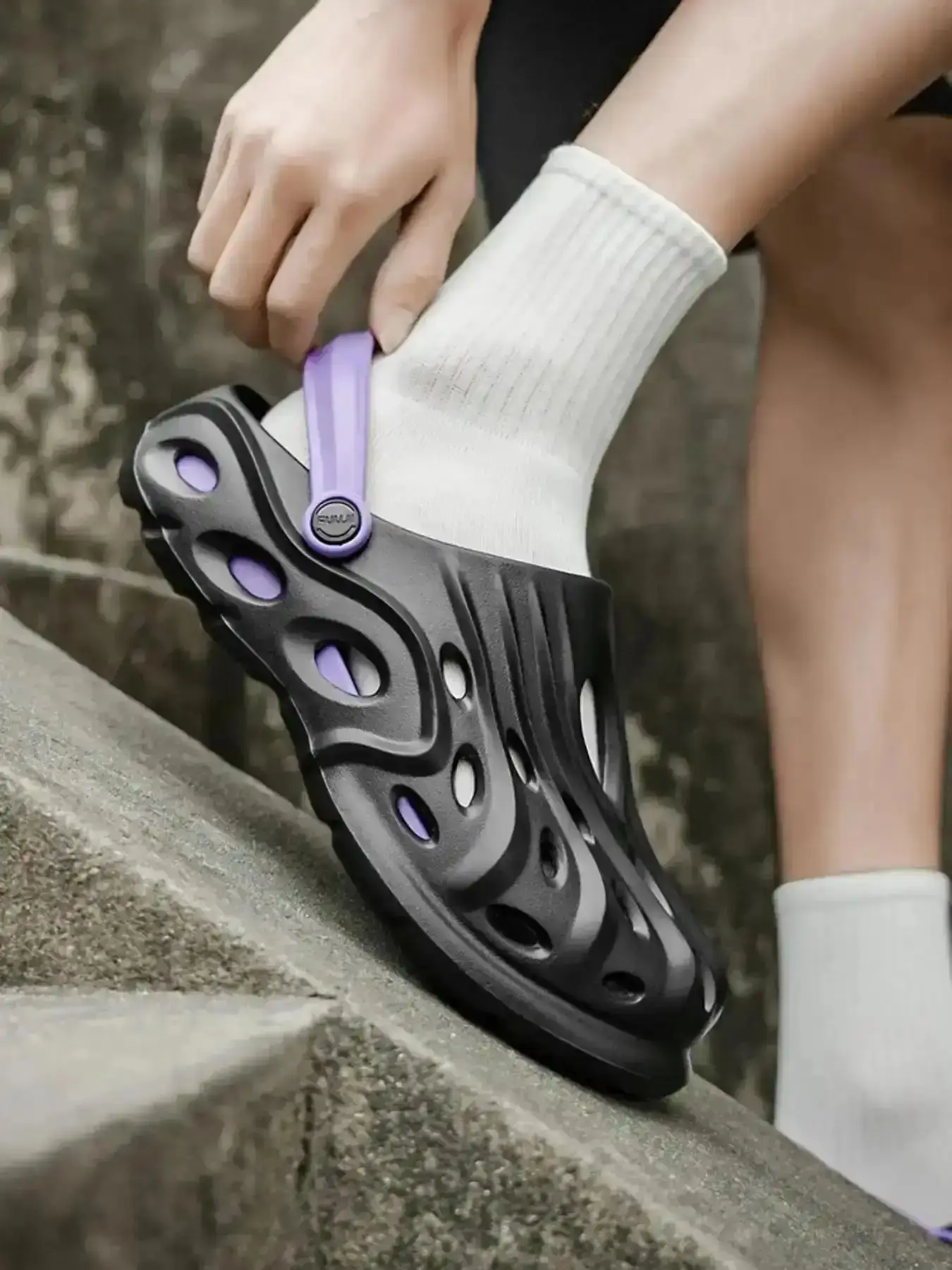 Men's Daily Hollow Out Design Clogs Airy Comfy Sports Sndls Non-slip Outdoor Beach Chic Shoes for Wear Boy jogging performance practical trainer street style easy trail Sleek Heels Everyday Pair" training stylish