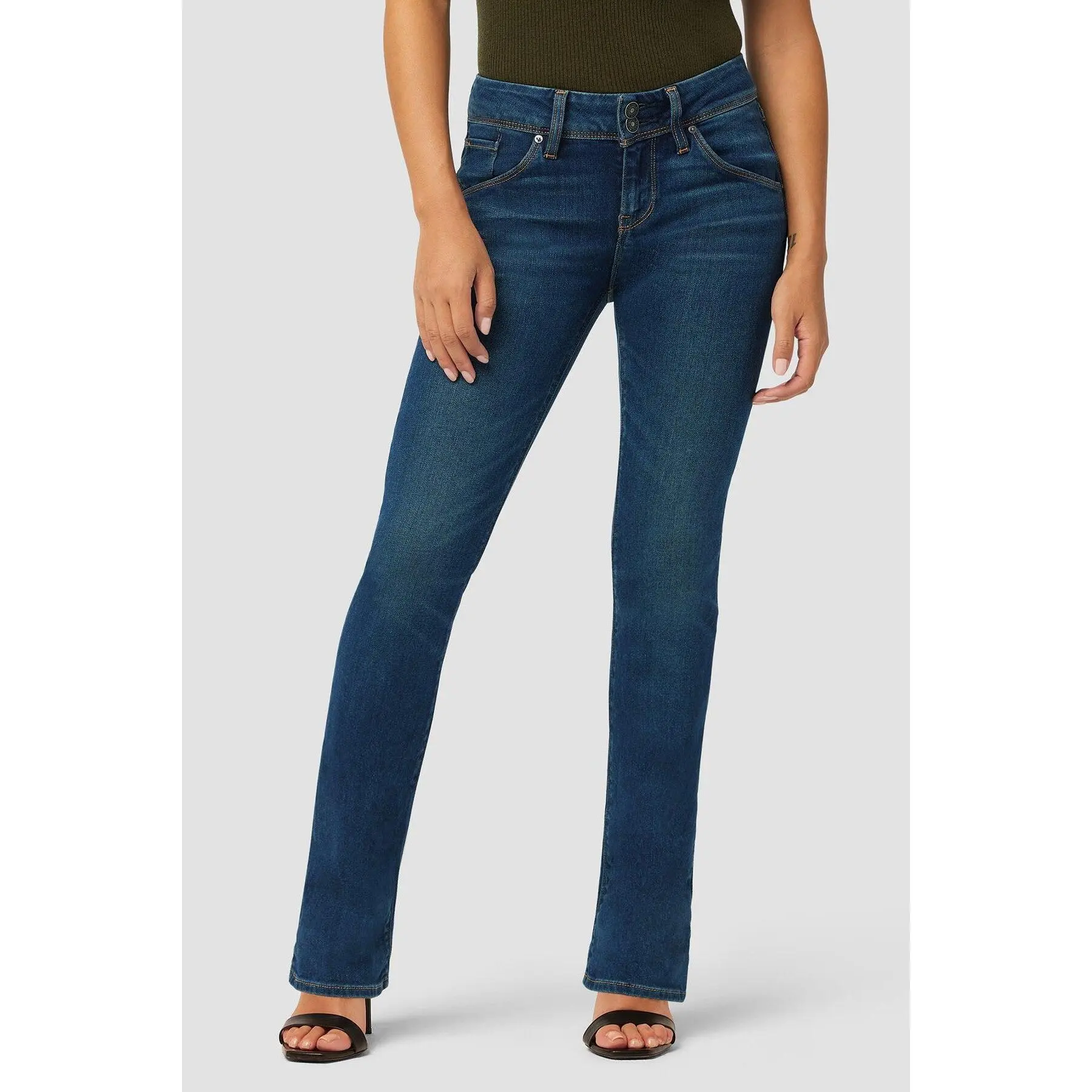 Beth Mid-Rise Baby Bootcut Petite Jean