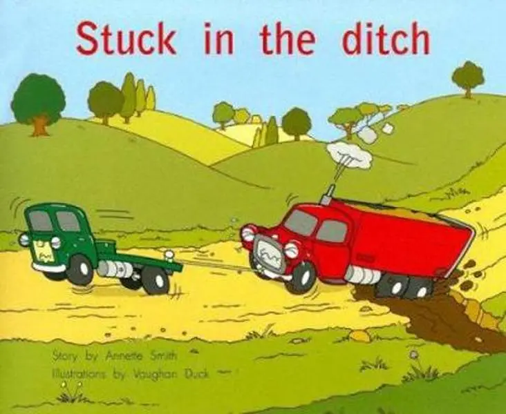 USED Book - Stuck in the Ditch (Rigby PM Benchmark Collection Level 9) by Story by Annette Smith (Paperback) - english