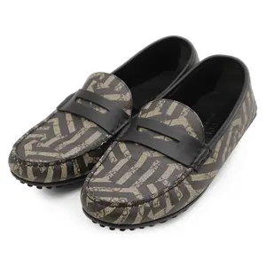 Pre-owned GUCCI Other Small Leather Goods GG Supreme Leather Canvas Loafers