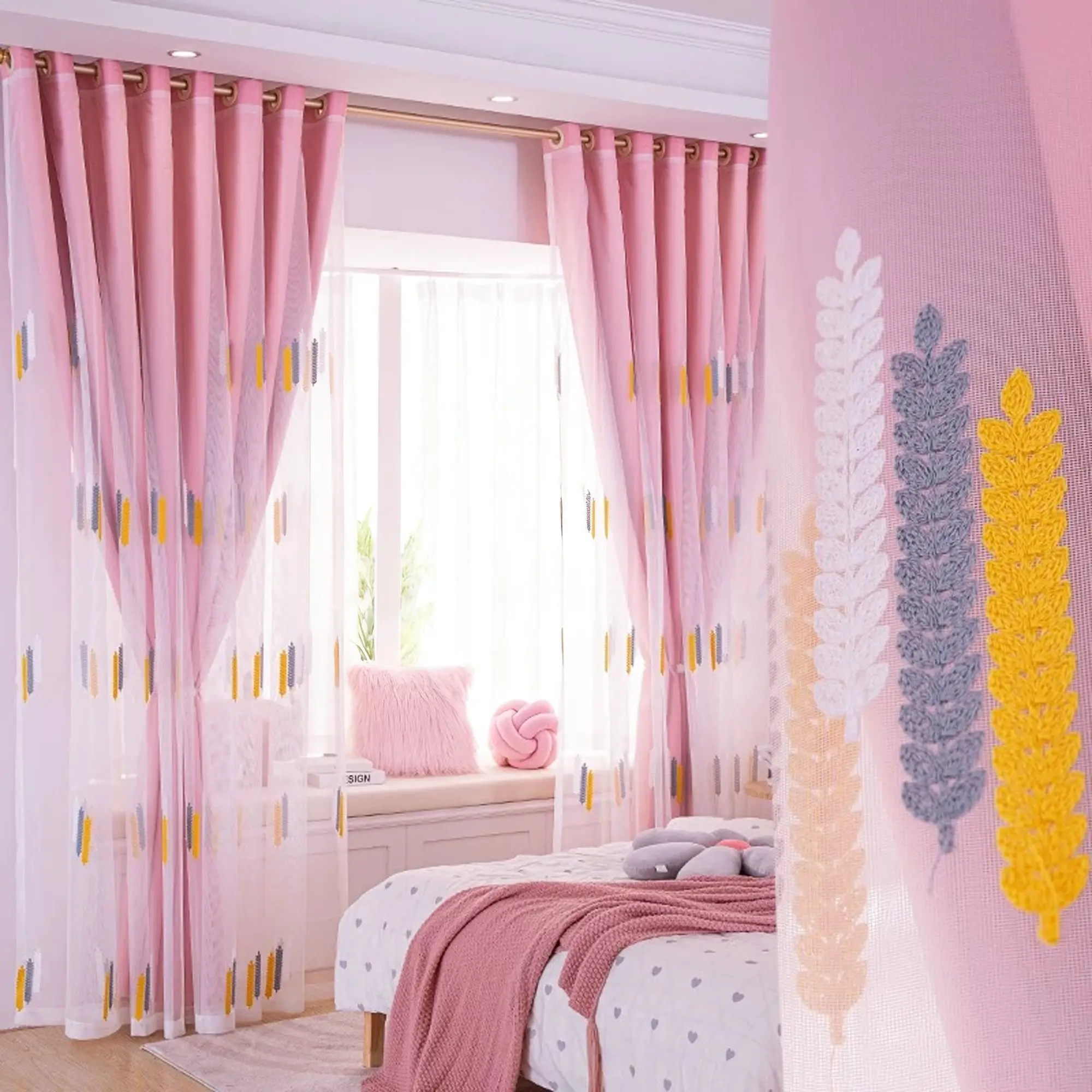 Luxury Embroidered European Style Light-Shading, UV Protection, Suitable for Living Room Bedroom Kitchen Balcony, Casual Drapes, Home Decoration Window Curtain
