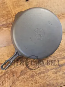 Priced to Sell: Griswold No. 7 Cast Iron Skillet with Small Block Logo and Grooved Handle, 701