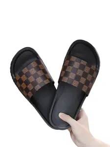 Men's Indoor Slippers, Home Slipper, Lightweight Summer New Design, Breathable, Flat Sole Rubber Durable, Casual Retro Checkered Pattern, Anti-Slip Quick-Dry, Sizes 39-47
