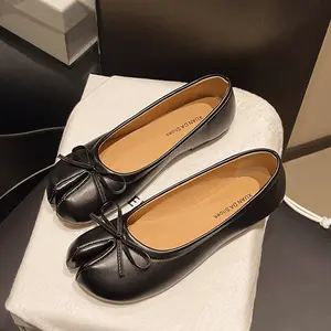 Women's Barefoot Tabi Studio Flats - Ultra-Lightweight Yoga & Pilates Shoes, Split-Toe Design for Balance & Stability, Soft Vegan Leather Travel Flats