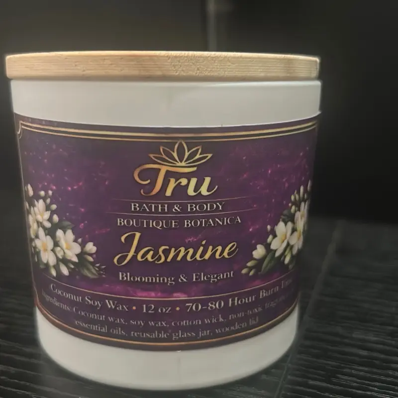Jasmine-Scented Soy Candle with Cotton Wick