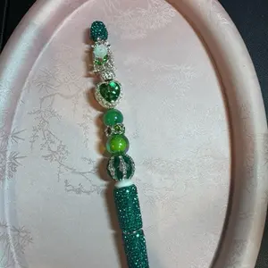Emerald City Pen with Sparkling Green Beads and Rhinestones for Stylish Writing