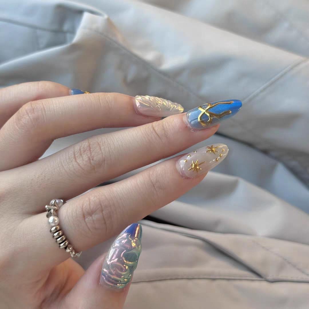 【Lucy UU】Gorgeous Ice Blue Milky White 3D Wave Bow Press On Nail Medium Almond Shape Handmade Reusable Luxury Fake Nails With Rhinestone Star Accents For Women