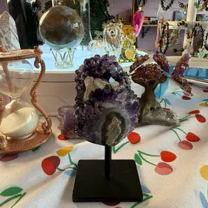 Amethyst Geode on Stand – Crystal for Protection, Intuition and Spiritual Calm