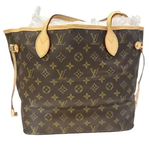 Pre-owned Canvas Tote Bags Louis Vuitton Neverfull MM in Monogram with Natural Vachetta Trim